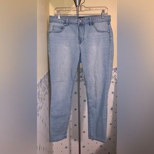 d.jeans Short Stretchy Skinny Light Denim Jeans Sz. 14 WORN ONLY 3 TIMES!!!